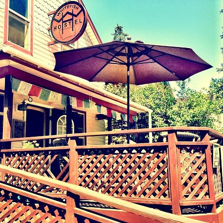 Whitefish Hostel Exterior photo