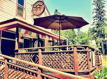 Whitefish Hostel Exterior photo